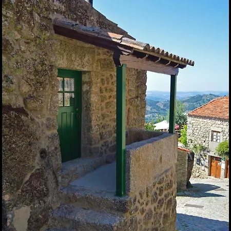 Castelo Ii Holiday home
