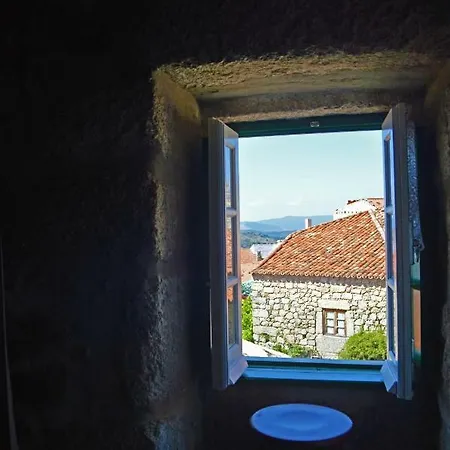 Castelo Ii Holiday home *